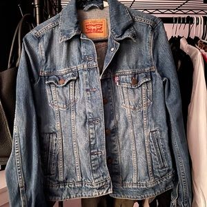 Levis Denim Jean Jacket